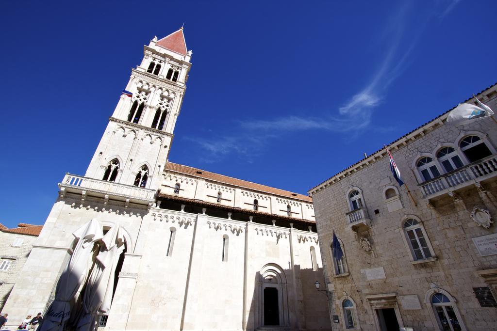 Apartment Fabijanko Oldtown Trogir Eksteriør billede