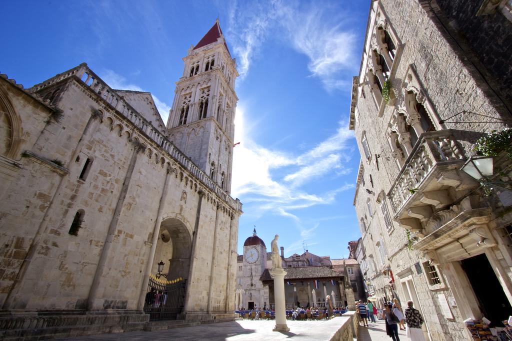 Apartment Fabijanko Oldtown Trogir Eksteriør billede