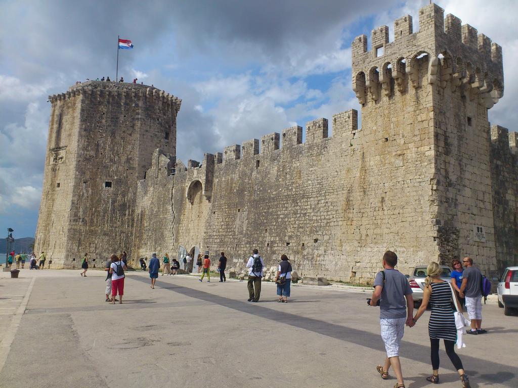 Apartment Fabijanko Oldtown Trogir Eksteriør billede