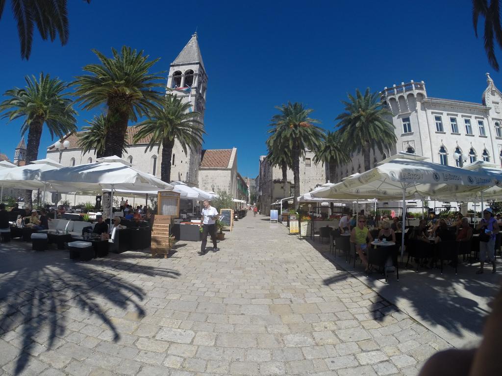 Apartment Fabijanko Oldtown Trogir Eksteriør billede